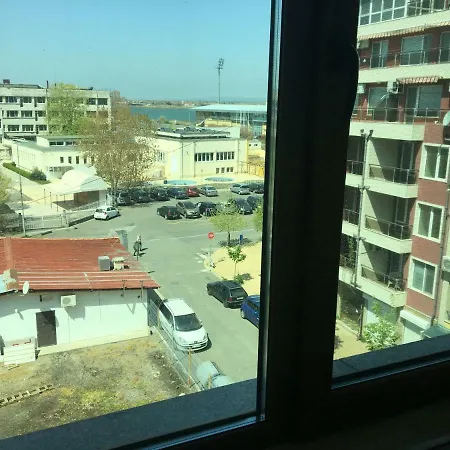 Апартамент “Рая” Pomorie