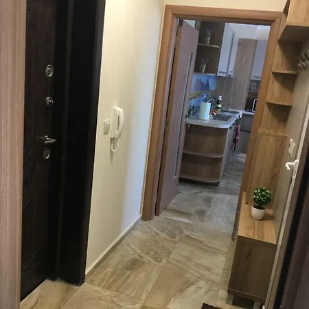 Apartment Апартамент “Рая” Pomorie